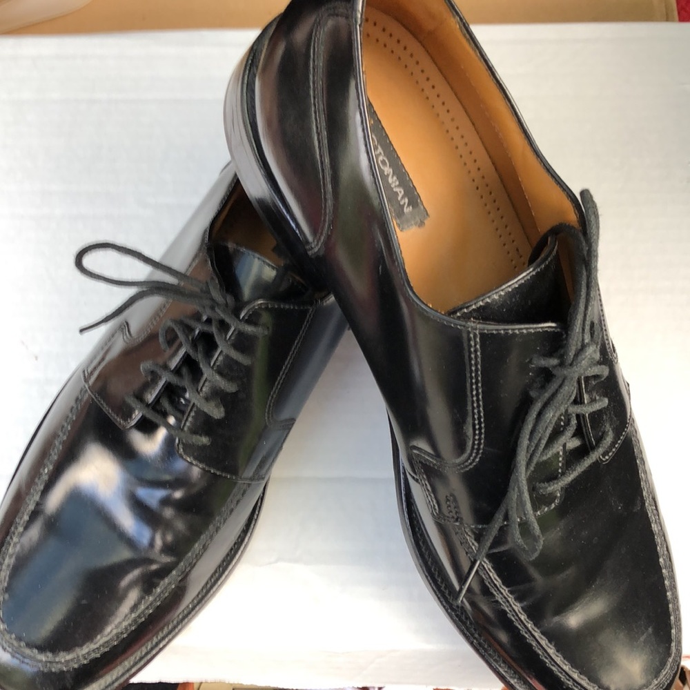 Bostonian Shoes